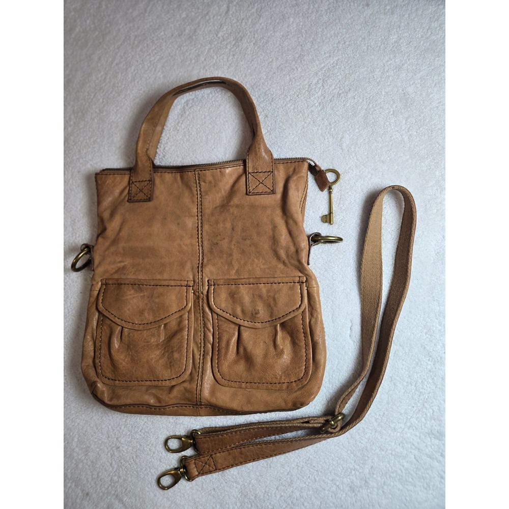Fossil Tan Leather Crossbody Bag Tote Front Pocket Brass Key Charm Y2K Vintage